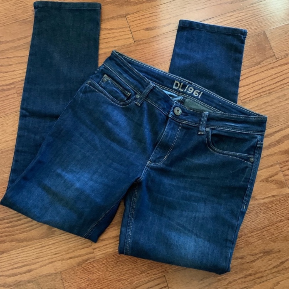 🎉 HP 🎉 DL1961 Angel Mid-rise Skinny Ankle Jeans ~ EUC